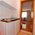 Apartmani More Apartmán Drvenik (Split-Dalmatia)