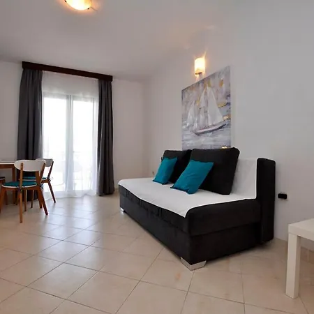 Apartmani More