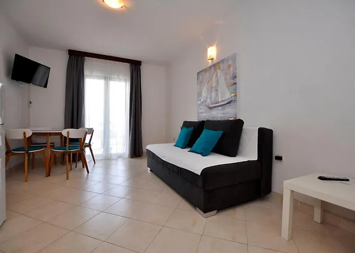 Apartmani More